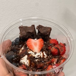 กรีกโยเกิร์ต เลิฟเวอร์ บราวนี่