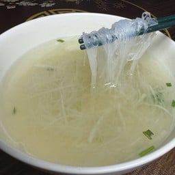 แกงจืดหัวไช่ท้าววุ้นเส้น