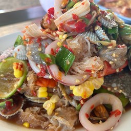 เกาเหลาทะเลรวม