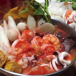 เกาเหลาลูกชิ้นปลาเย็นตาโฟหม้อไฟ