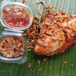 อกไก่ทอด