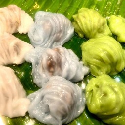 ข้าวเกรียบปากหม้อ + น้ำกะทิ