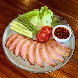 แฮมคอหมูรมควัน น้ำจิ้มแจ่ว