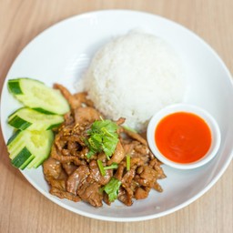 ข้าวหมูกระเทียม
