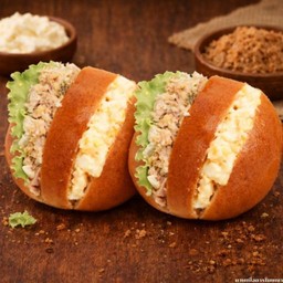 มินิบันเบอร์เกอร์ทูน่า & เอ้ก (Mini  Burger Bun Tuna & Egg)
