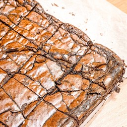 Brownie เนืั้อหนึบ ช็อคโกแลตเข้มข้น ขนาด 2 นิ้ว