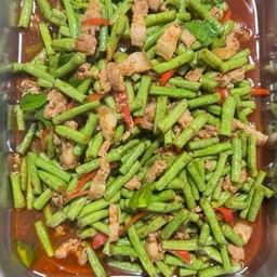 กระเพราซ่าส์ยำแซ่บ by ครัวแม่โรส