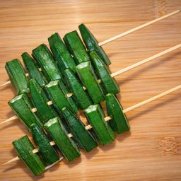 โดนเส้น ( ฮาลาล حلال )