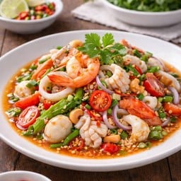 Yum Zap ยำแซ่บ หน้าบ้าน