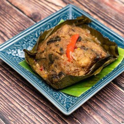 ห่อนึ่งไก่เชียงทอง ( Hor Nueng Gai Chiang Thong )