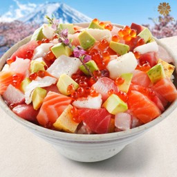 ข้าวหน้าปลาดิบรวมหั่นเต๋าสไตล์ฮานะ (26199)