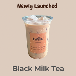 Black Milk Tea in Cup_ชาดำนมสด