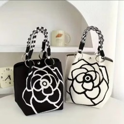 กระเป๋าคุณศุภจี กระเป๋าถัก กระเป๋าคามิเลีย สีดำ (สต้อก3)