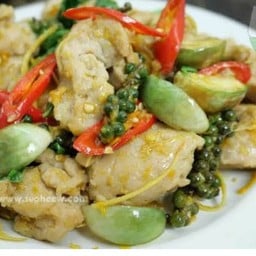 ผัดฉ่าปลากกราย