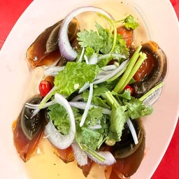 ยำไข่เยี่ยวม้า