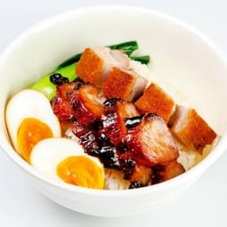 ข้าวหน้าคอมโบ (เป็ดย่าง+หมูกรอบ)+ไข่ต้ม-Kuai Le Express GMH