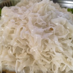 ก๋ยวเตี๋ยวเส้นสด