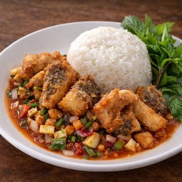 ข้าวปลาลุยสวน