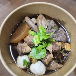 ก๋วยเตี๋ยวก๋างจ้อง นนทบุรี