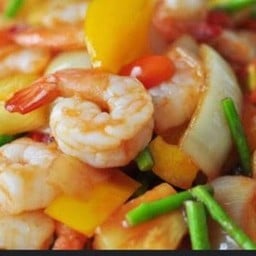 ผัดเปรี้ยวหวานกุ้ง