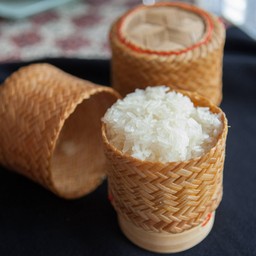 ข้าวเหนียวร้อนๆ