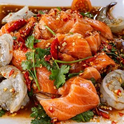 ยำปลาร้าแซลมอนกุ้งสด