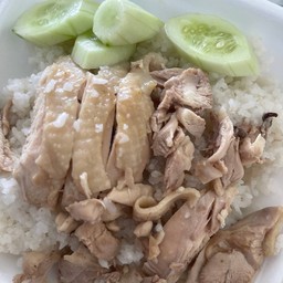 ก๋วยเตี๋ยวเรือแม่การะเกด