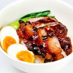 ข้าวหน้าคอมโบ (เป็ดย่าง+หมูแดง)+ไข่ต้ม-Kuai Le Express GMH