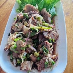 น้ำตกคอหมูย่าง