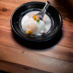 บัวลอย คุ้มละมัย