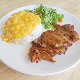 ข้าวไก่สไปร์ซีไข่ข้น