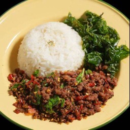 กะเพราเนื้อสับ (กับข้าว) Minced Beef (No Rice)