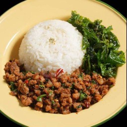 กะเพราหมูสับ (กับข้าว) Minced Pork (No Rice)