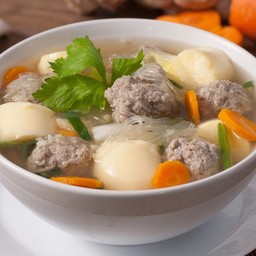 แกงจืดเต้าหู้สาหร่ายหมูสับ