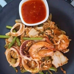 อิ่มอร่อย สาขา 1 พานทอง