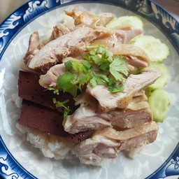 ข้าวมันไก่ต้ม