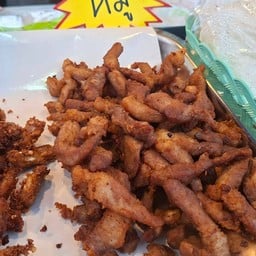 ข้าวเหนียวไก่ทอด20บาท ตรงข้ามเซเว่นอนรรฆนาค