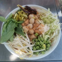 ป้าปุ่นขนมจีน