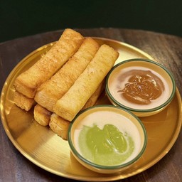 ปังแท่งกรอบ ( 2 สหาย )