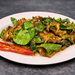 ผัดเผ็ดปลาช่อนทอด