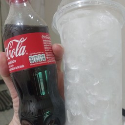 โค้กซ่าส์xน้ำแข็งเปล่า