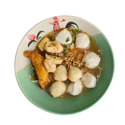 เส้นหมี่ขาวต้มยำลูกชิ้นปลา