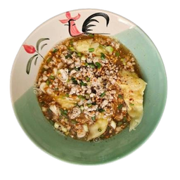 เกี๊ยวอวบลวกต้มยำน้ำ