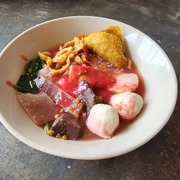 เกี๊ยวอวบทอดเย็นตาโฟต้มยำ