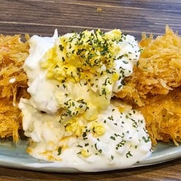 Solsot (솔솥) เซ็นทรัลปิ่นเกล้า