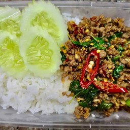 ข้าวผัดกะเพราเนื้อ