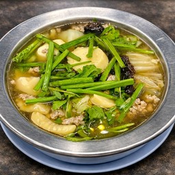 แกงจืดเต้าหู้หมูสับ.