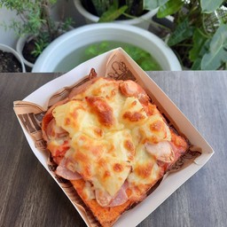 มีแฮม,ไส้กรอก,ปูอัด,สัปรด,ชีส