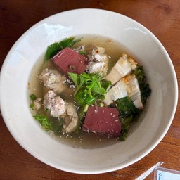 ต้มเลือดหมู (ไม่ทานเครื่องใน)