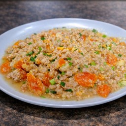 ไข่แดงผัดหมูสับ